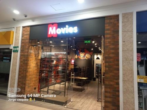 Tienda MOVIES - CC. Paseo Shopping Manta - Manta (8 fotos)